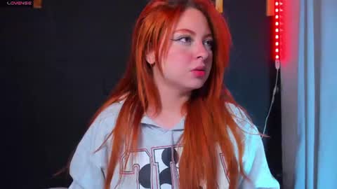 hot izys online show from 25, 7, 2026