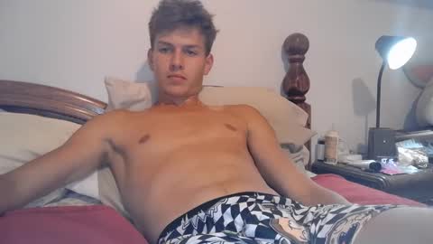 Snapshot of izzame2 chatting on 13, 9, 2025 Willis online show from 13, 9, 2025