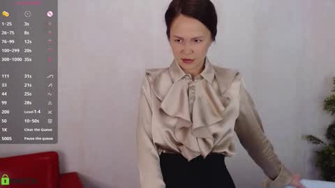 Snapshot of izzy_cam chatting on 11, 1, 2026 Queen of nylon Victoria online show from 11, 1, 2026