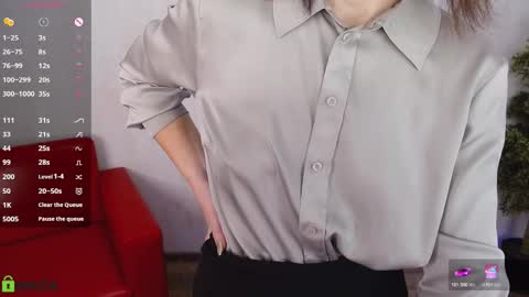 Snapshot of izzy_cam chatting on 12, 1, 2026 Queen of nylon Victoria online show from 12, 1, 2026