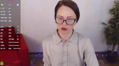 Snapshot of izzy_cam chatting on 19, 2, 2026 Queen of nylon Victoria online show from 19, 2, 2026