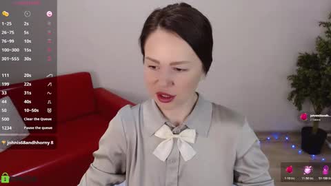 Snapshot of izzy_cam chatting on 28, 2, 2026 Queen of nylon Victoria online show from 28, 2, 2026