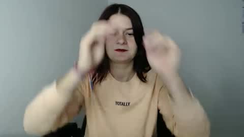 Snapshot of izzyflame18 chatting on 8, 10, 2025 Shygirl online show from 8, 10, 2025