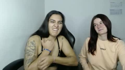 Snapshot of izzyflame18 chatting on 29, 10, 2025 Shygirl online show from 29, 10, 2025