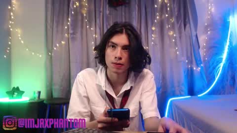 Snapshot of j_a_x_x_x_o_n chatting on 5, 12, 2024 Hey im Jaxxxon check my info     online show from 5, 12, 2024