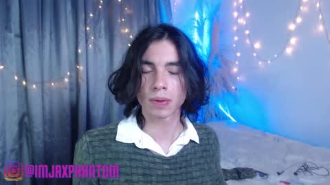 Snapshot of j_a_x_x_x_o_n chatting on 6, 1, 2025 Hey im Jaxxxon check my info     online show from 6, 1, 2025