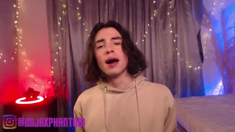 Snapshot of j_a_x_x_x_o_n chatting on 18, 2, 2025 Hey im Jaxxxon check my info     online show from 18, 2, 2025