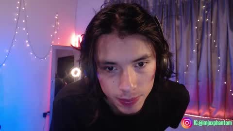 Snapshot of j_a_x_x_x_o_n chatting on 16, 10, 2025 Hey im Jaxxxon check my info     online show from 16, 10, 2025