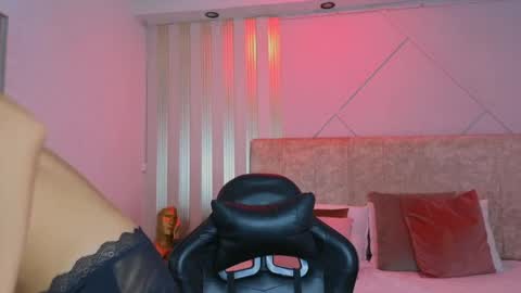 Snapshot of j_belle_ chatting on 9, 4, 2026 j_belle_ online show from 9, 4, 2026