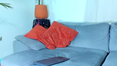 Snapshot of j_calix chatting on 12, 12, 2024 Calix Independient model Insta and twt Calixsnake online show from 12, 12, 2024