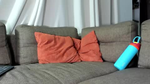 Snapshot of j_calix chatting on 5, 1, 2025 Calix Independient model Insta and twt Calixsnake online show from 5, 1, 2025