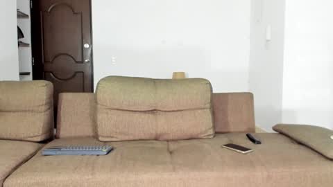 Snapshot of j_calix chatting on 6, 2, 2025 Calix Independient model Insta and twt Calixsnake online show from 6, 2, 2025