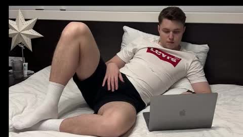 Snapshot of j_lyle_x chatting on 22, 2, 2026 j_lyle_x online show from 22, 2, 2026