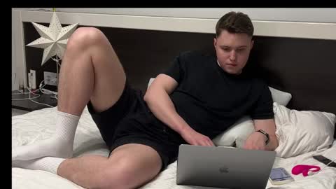 Snapshot of j_lyle_x chatting on 1, 5, 2026 j_lyle_x online show from 1, 5, 2026