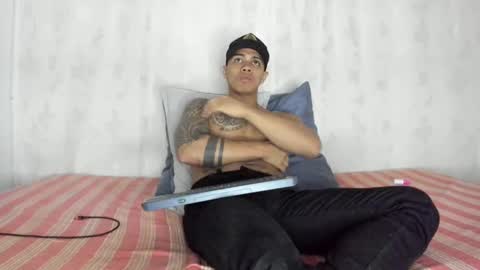 Snapshot of j_musiry chatting on 8, 1, 2025 i am juan musiry independent model online show from 8, 1, 2025