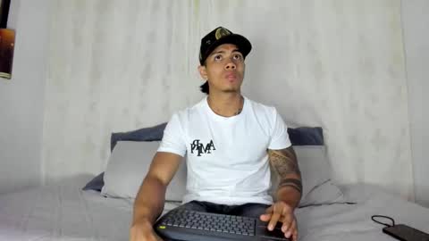 Snapshot of j_musiry chatting on 11, 2, 2025 i am juan musiry independent model online show from 11, 2, 2025