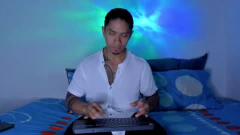 Snapshot of j_musiry chatting on 16, 11, 2025 i am juan musiry independent model online show from 16, 11, 2025
