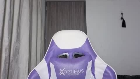 Snapshot of j_u_p_i_t_e_r chatting on 27, 11, 2025 Noah online show from 27, 11, 2025