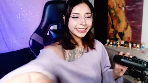 Snapshot of jaadee18 chatting on 4, 2, 2026 jade 18 online show from 4, 2, 2026