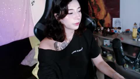 Snapshot of jaadee18 chatting on 23, 2, 2026 jade 18 online show from 23, 2, 2026