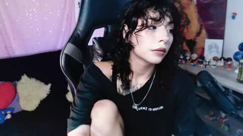 Snapshot of jaadee18 chatting on 3, 3, 2026 jade 18 online show from 3, 3, 2026