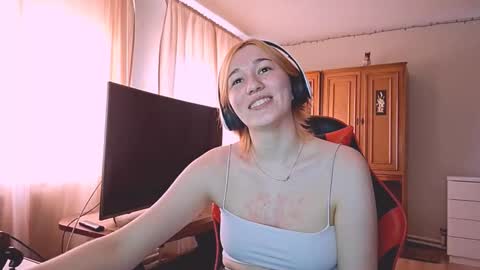 Snapshot of jacelyngarcea chatting on 23, 10, 2025 Lilo online show from 23, 10, 2025