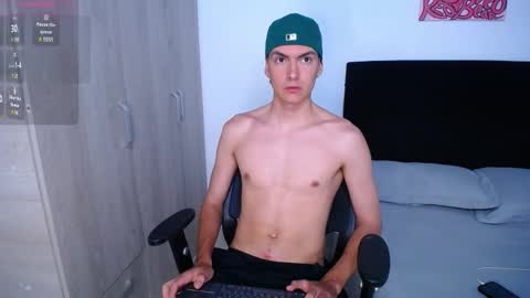 INDEPENDENT MODEL online show from 1, 3, 2025