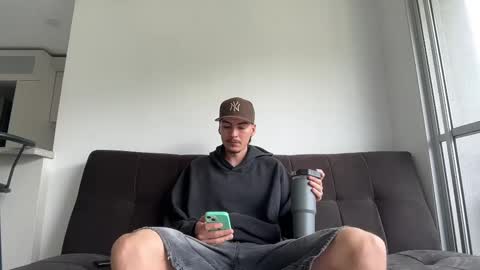 INDEPENDENT MODEL online show from 16, 9, 2025