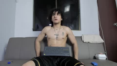 Snapshot of jackestaylor chatting on 9, 4, 2026 Jackes Taylor online show from 9, 4, 2026