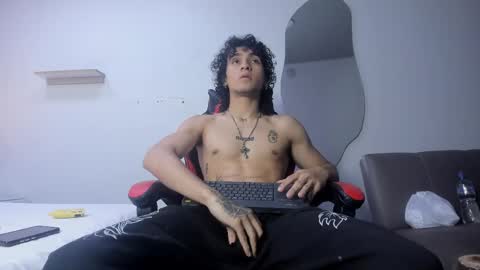 Snapshot of jackestaylor chatting on 21, 4, 2026 Jackes Taylor online show from 21, 4, 2026