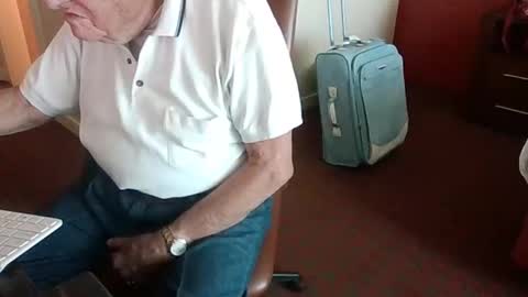 Snapshot of jacktoome383324 chatting on 5, 10, 2025 jacktoome383324 online show from 5, 10, 2025