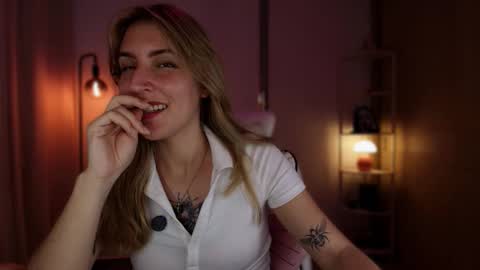 Snapshot of jacky_croft chatting on 28, 2, 2026 Linda Sofia help me get to 100 thumbs up online show from 28, 2, 2026