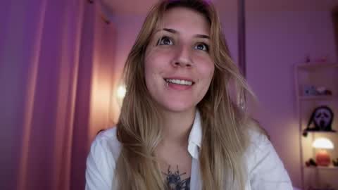 Snapshot of jacky_croft chatting on 9, 5, 2026 Linda Sofia help me get to 100 thumbs up online show from 9, 5, 2026