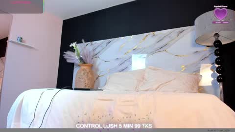 jacky_wolf1 online show from 2, 4, 2026