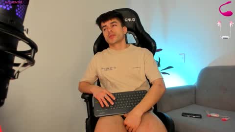 Snapshot of jacob_ferrer chatting on 15, 2, 2026 JACOB FERRER online show from 15, 2, 2026