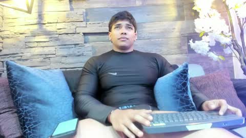 Jacob Stonne online show from 5, 4, 2026