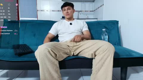 Snapshot of jacques_cardiet chatting on 5, 6, 2026 jacobo online show from 5, 6, 2026