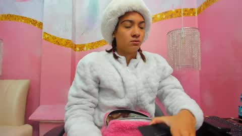 Jadde Greyy  online show from 13, 4, 2026