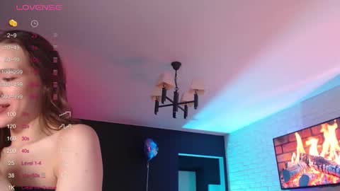 Snapshot of jade__swift chatting on 3, 11, 2025 Jade online show from 3, 11, 2025