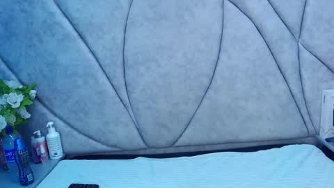 Jade online show from 8, 3, 2025