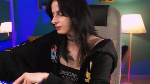 jade_castle online show from 24, 6, 2026