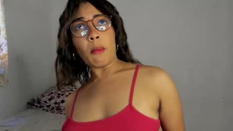 Jadeleidy Dorthini online show from 25, 1, 2025