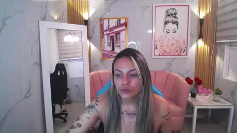 Snapshot of jade_jones_a chatting on 19, 10, 2025 Jade online show from 19, 10, 2025