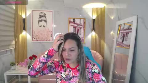 Snapshot of jade_jones_a chatting on 2, 11, 2025 Jade online show from 2, 11, 2025