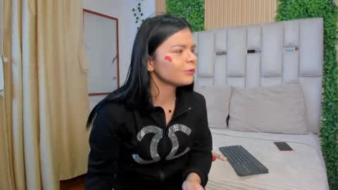 Snapshot of jade_nm chatting on 8, 4, 2026 ade online show from 8, 4, 2026