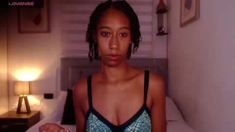 Jade smile online show from 3, 2, 2025