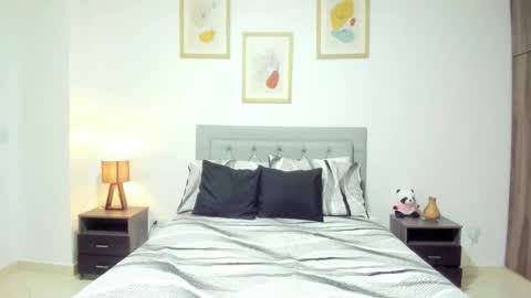 Jade smile online show from 10, 9, 2025