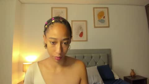 Jade smile online show from 21, 10, 2025