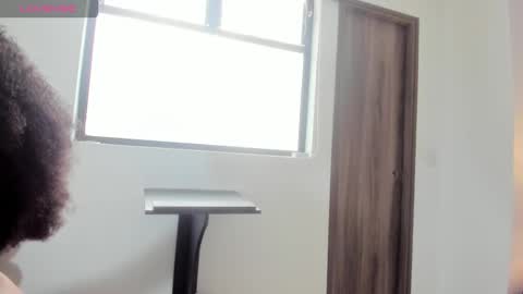 Jade smile online show from 22, 11, 2025