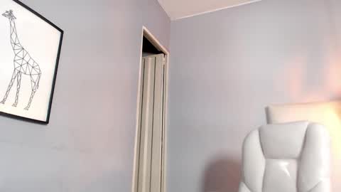 Snapshot of jade_scarllet chatting on 31, 12, 2024 karlla scarlet online show from 31, 12, 2024